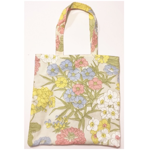 Vintage fabrics floral tote bag reusable handmade - Picture 1 of 3